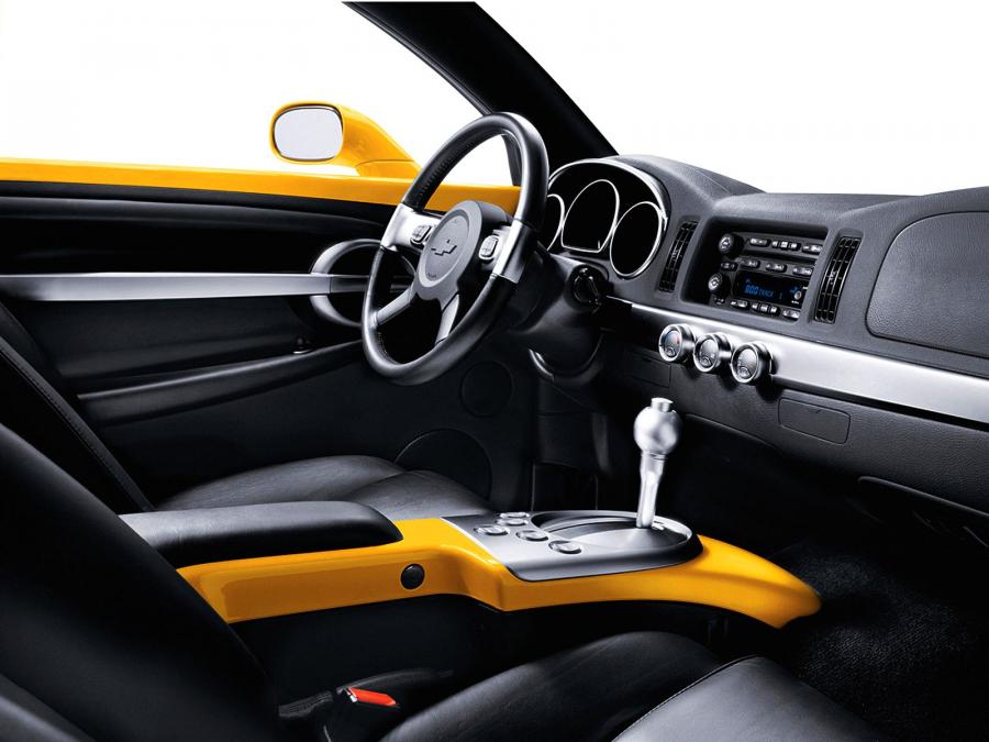 Интерьер Chevrolet SSR 2003 года  (фото 5 из 27)